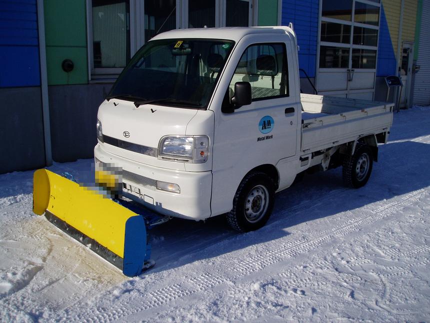 おしマッスルを装着した軽トラック